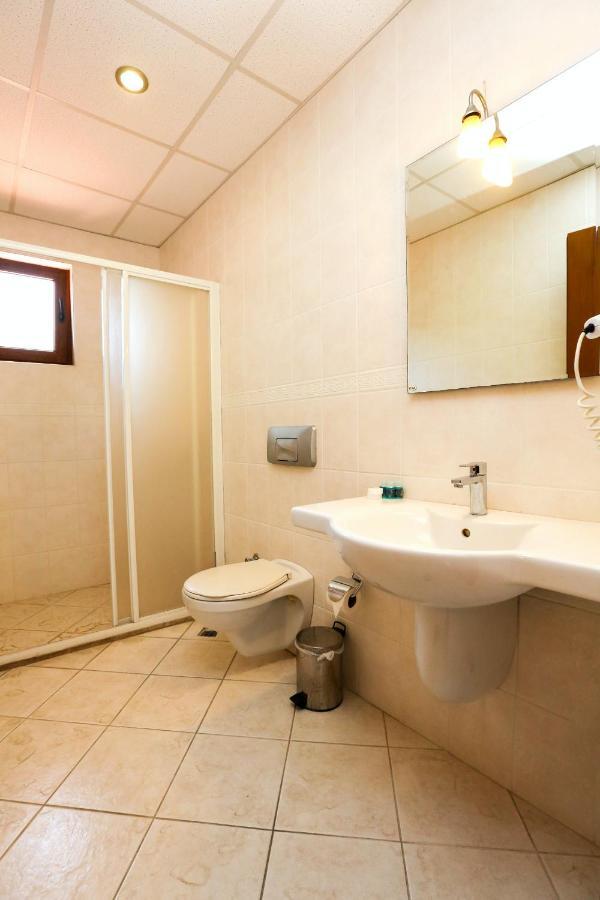 Gocek Unlu Hotel Экстерьер фото