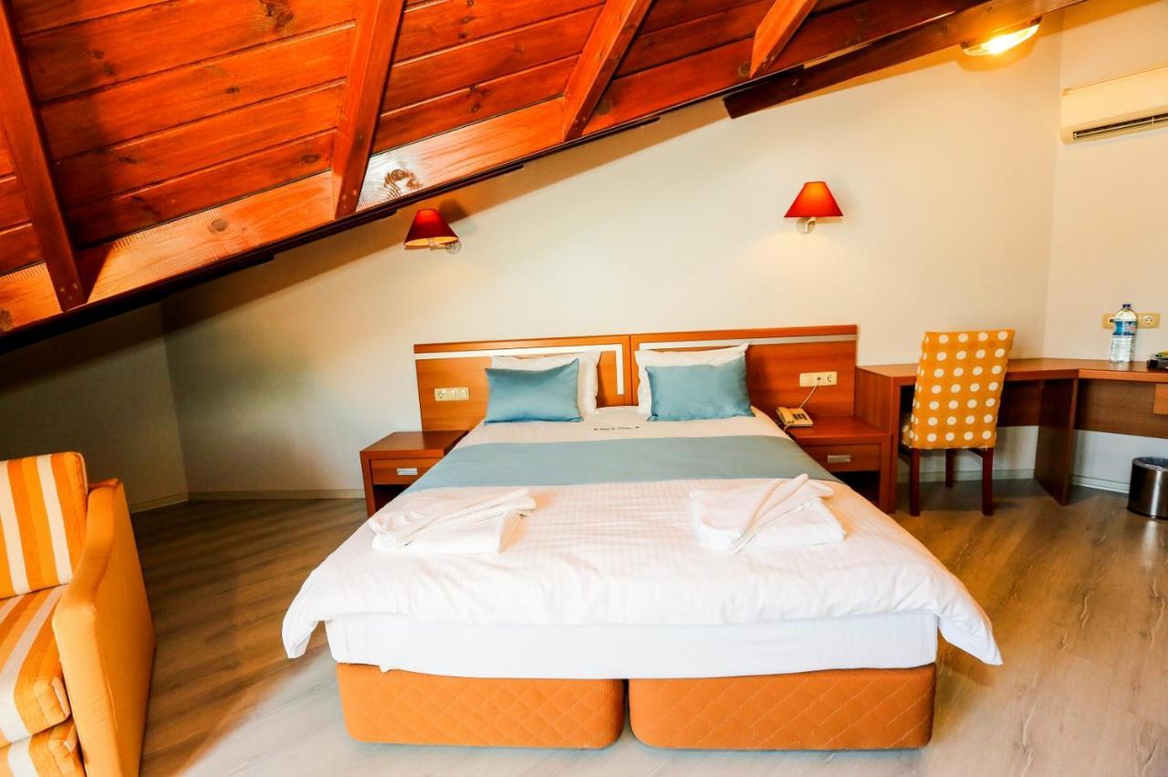 Gocek Unlu Hotel Экстерьер фото